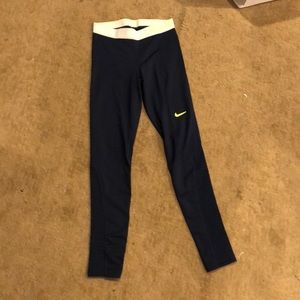 Nike leggings super comfortable lots of wear left